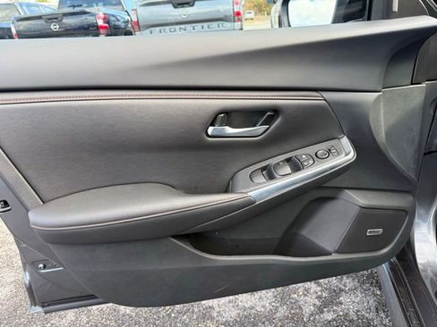 New 2025 Nissan Sentra SR w/ SR Premium Package image 10