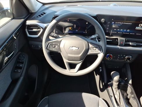 New 2026 Chevrolet TrailBlazer LS w/ LS Convenience Package AWD/4WD image 23