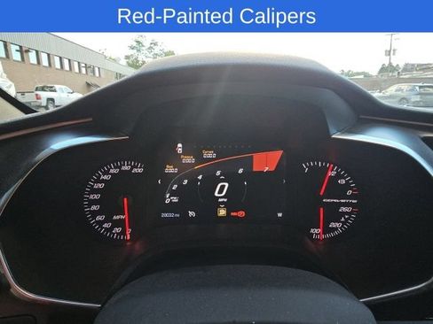 Used 2019 Chevrolet Corvette Stingray Coupe w/ Z51 1LT RWD image 10