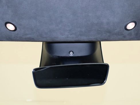 Used 2023 Tesla Model S Standard Range image 22