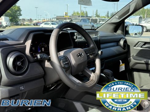 New 2025 Chevrolet Colorado Trail Boss w/ Midnight Edition image 8