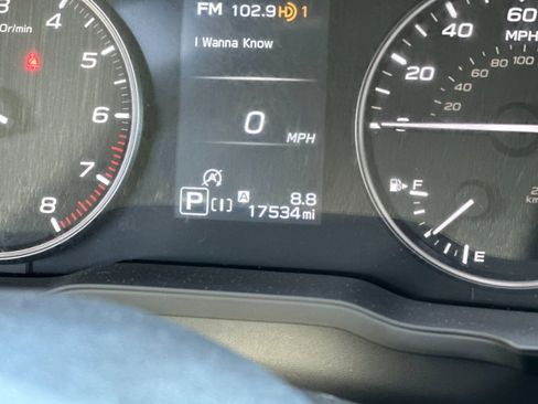 Used 2024 Subaru Crosstrek 2.0i Premium image 25