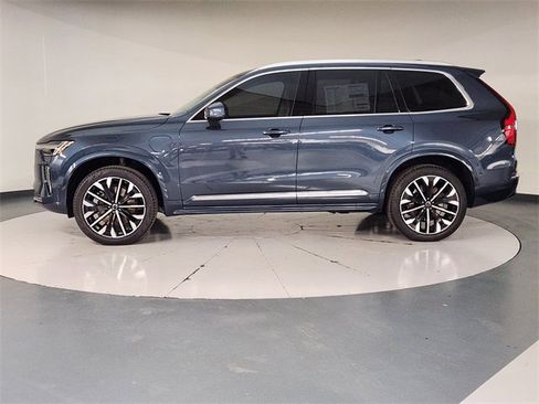 New 2026 Volvo XC90 T8 Ultra w/ Protection Package Premier image 5