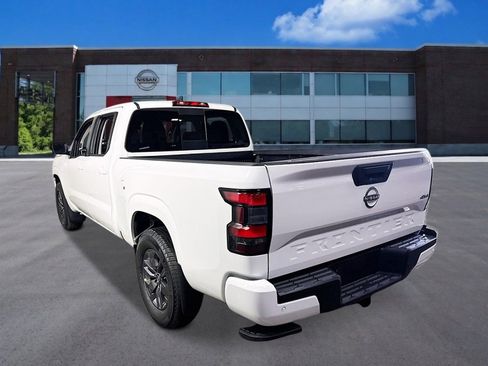 New 2026 Nissan Frontier SV w/ Tow Package AWD/4WD image 3