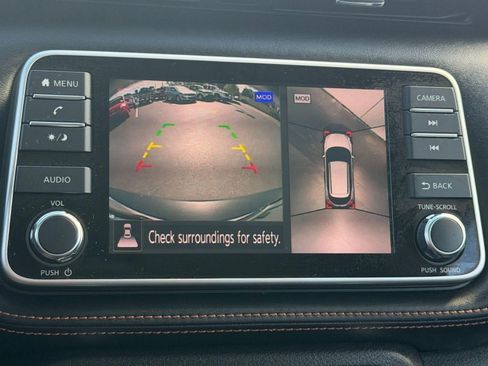 Used 2019 Nissan Kicks SR w/ SR Premium Package image 27