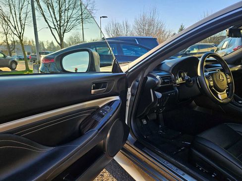 Used 2015 Lexus RC 350 image 22