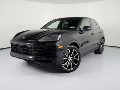 New 2026 Porsche Cayenne E-Hybrid image 1