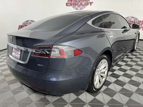 Used 2017 Tesla Model S 90D image 29