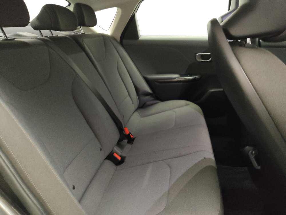 Used 2025 Kia K4 FWD image 19
