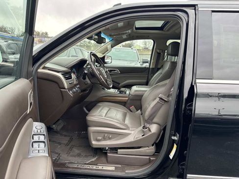 Used 2019 GMC Yukon XL Denali w/ Open Road Package image 20