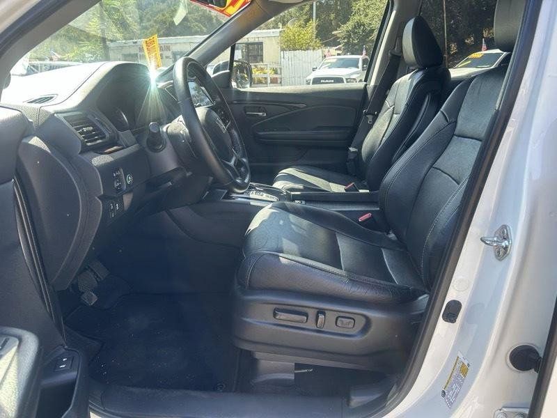 Used 2019 Honda Pilot Elite image 6