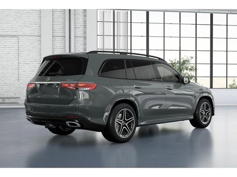 New 2026 Mercedes-Benz GLS 450 4MATIC image 21