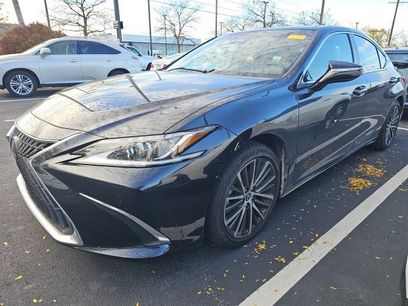 Used 2022 Lexus ES 350 w/ Premium Package