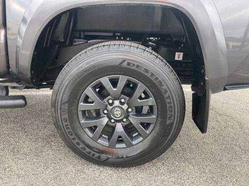 Certified 2023 Toyota Tacoma SR5 image 19