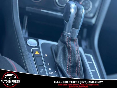 Used 2017 Volkswagen GTI Sport image 26