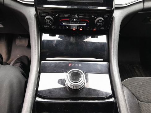 Used 2021 Jeep Grand Cherokee L Laredo AWD/4WD image 27