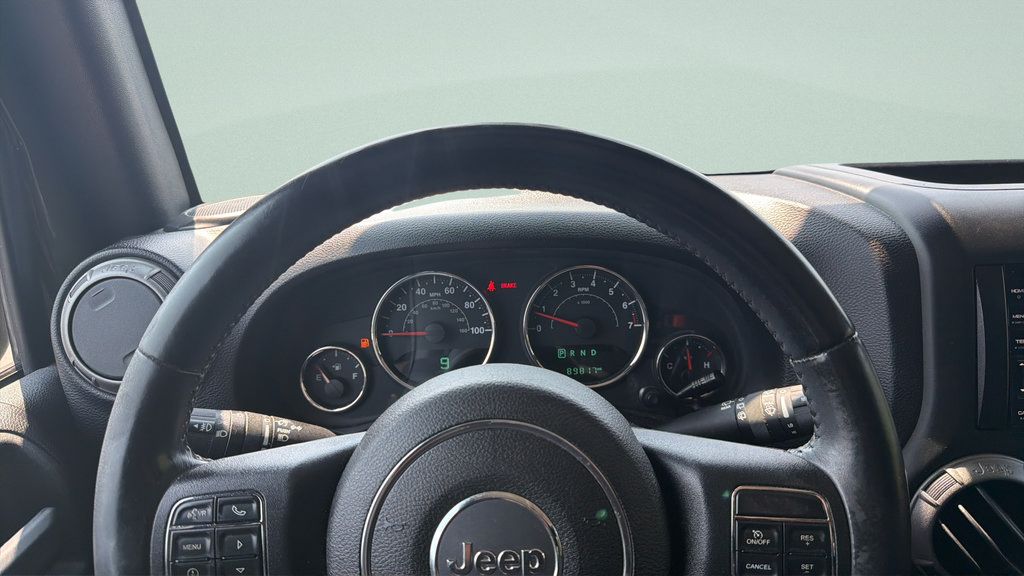Used 2015 Jeep Wrangler Unlimited Sport AWD/4WD image 16