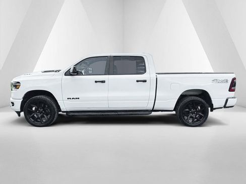 Used 2023 RAM 1500 Laramie AWD/4WD image 4