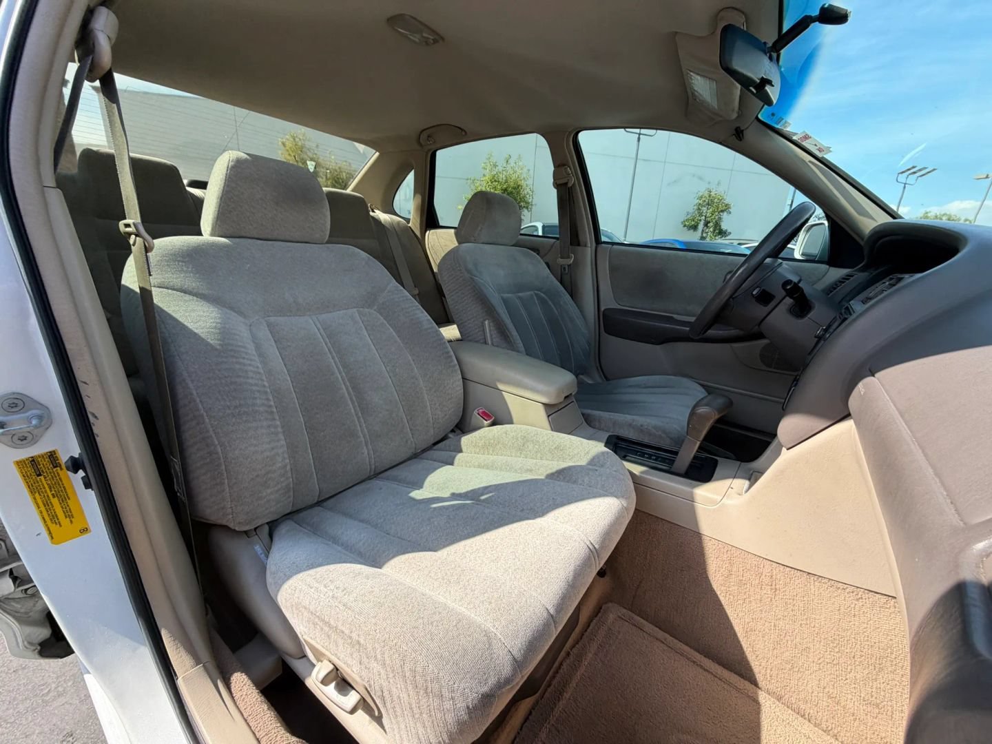 Used 1999 Toyota Avalon XL FWD image 24