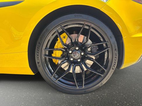 Used 2025 Chevrolet Corvette Z06 RWD image 14