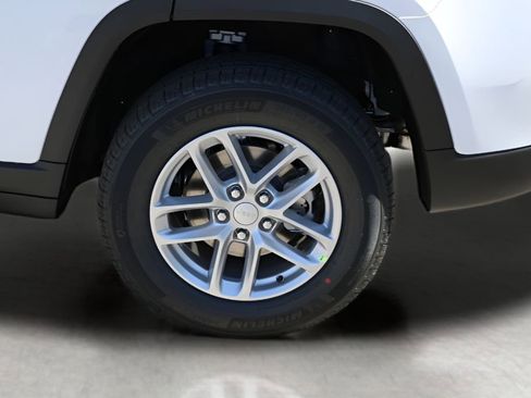 New 2026 Jeep Grand Cherokee Laredo X AWD/4WD image 9