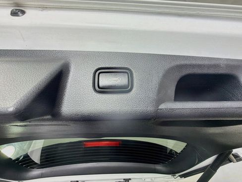 Used 2025 Hyundai Palisade SEL FWD image 30