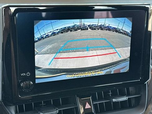 Used 2024 Toyota Corolla LE FWD image 17