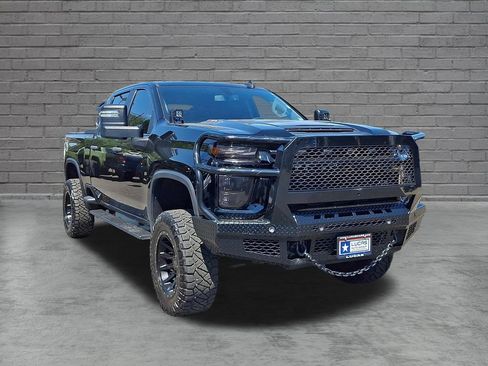 Used 2023 Chevrolet Silverado 2500 Custom w/ Custom Value Package AWD/4WD image 2