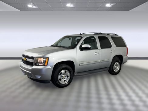 Used 2013 Chevrolet Tahoe LT RWD image 1