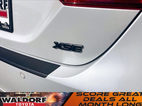 Used 2022 Toyota Camry XSE w/ Navigation Package image 10