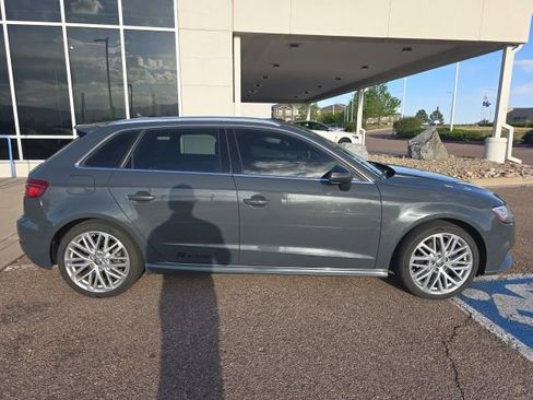 Used 2018 Audi A3 e-tron Prestige w/ Prestige Package FWD image 14