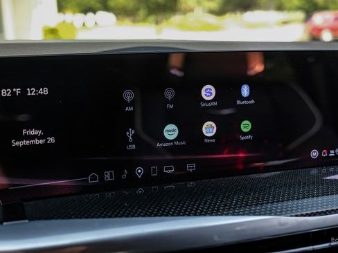 Used 2026 Cadillac Escalade V w/ LPO, ONYX Package image 66