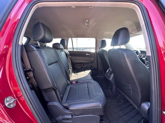 Used 2023 Volkswagen Atlas SE w/ Black Wheel Package FWD image 27