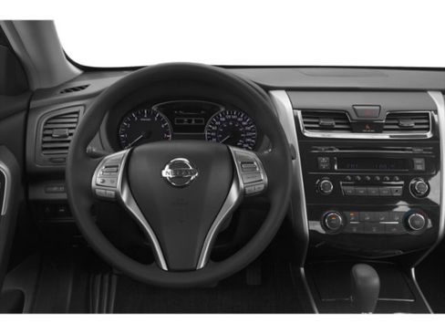 Used 2015 Nissan Altima 2.5 S w/ Power Driver Seat Package FWD image 4