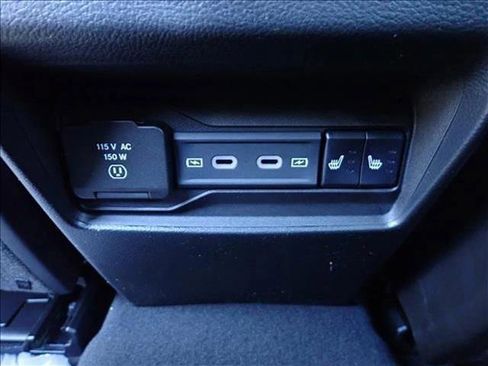 New 2026 Jeep Grand Cherokee Limited w/ Luxury Tech Group II AWD/4WD image 10