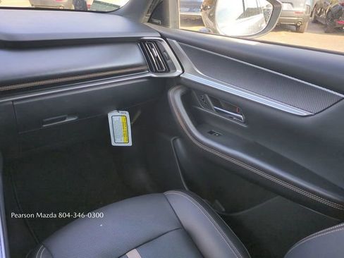 Certified 2025 MAZDA CX-70 3.3 Turbo S w/ Premium Package image 19