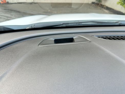 Used 2025 Buick Encore GX Preferred image 34