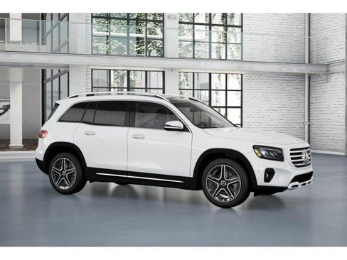 New 2026 Mercedes-Benz GLB 250 image 13