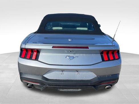 Used 2024 Ford Mustang Premium image 11