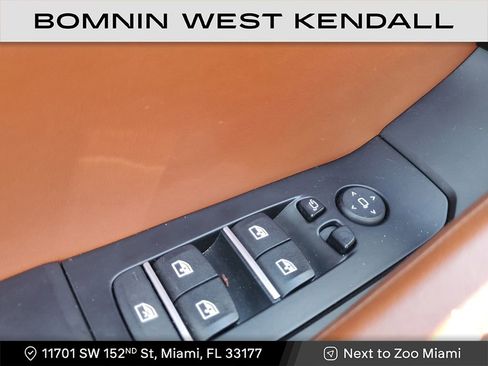 Used 2023 BMW X6 M50i w/ Executive Package image 24