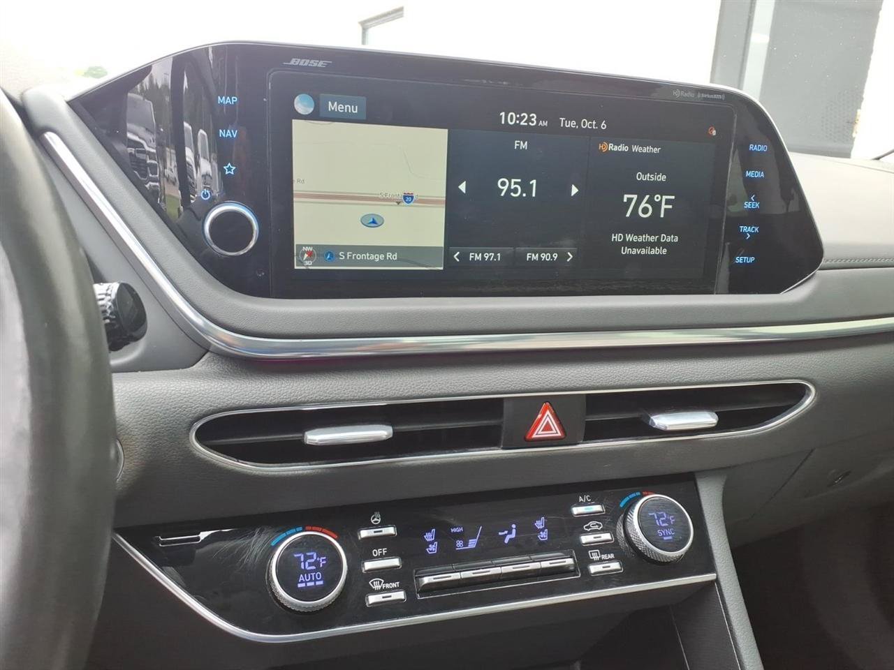 Used 2021 Hyundai Sonata Limited w/ Preferred Accessory Package FWD image 10