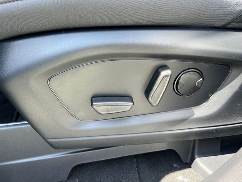 New 2026 Ford Explorer Active AWD/4WD image 14