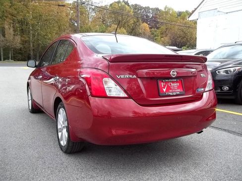 Used 2014 Nissan Versa SL w/ Tech Package image 2