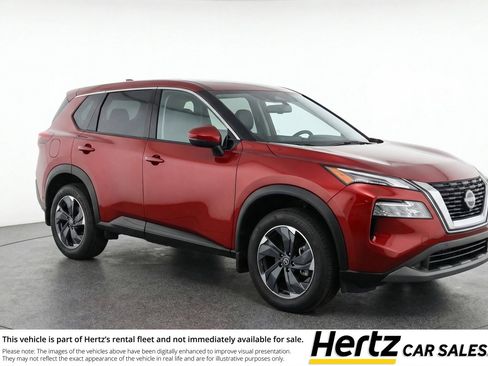 Used 2025 Nissan Rogue SV FWD image 1