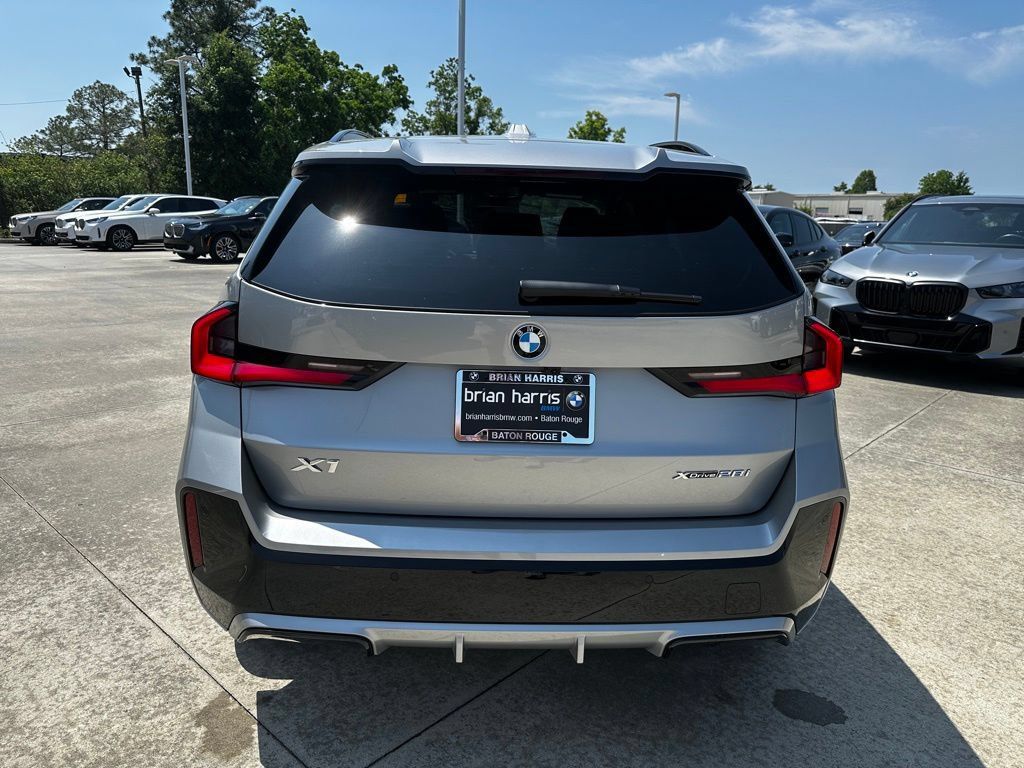 New 2026 BMW X1 xDrive28i w/ M Sport Package AWD/4WD image 4