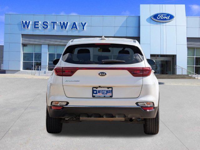 Used 2021 Kia Sportage LX FWD image 4