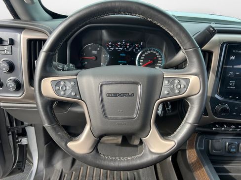 Used 2018 GMC Sierra 2500 Denali w/ Duramax Plus Package image 10