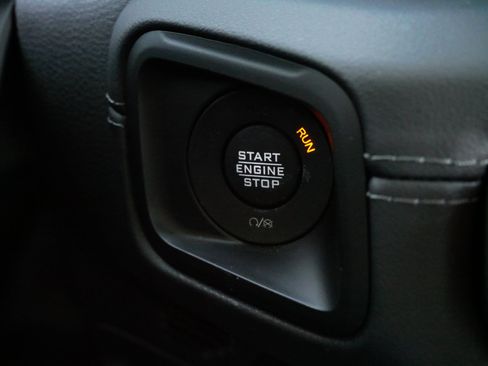 Used 2024 Jeep Wrangler Unlimited Rubicon image 27