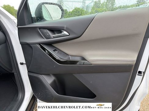 Used 2026 Chevrolet Equinox LT w/ Convenience Package II FWD image 22