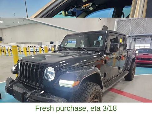 Used 2022 Jeep Gladiator Overland image 1